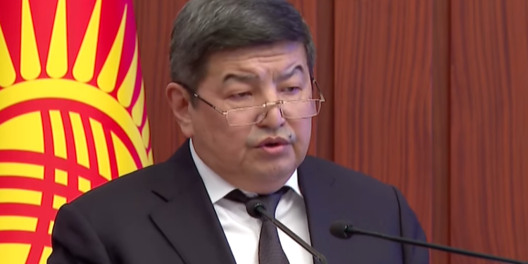 Акылбек Жапаров каада-салттар боюнча: «Пил болсо, тойканага аны деле киргизишмек»