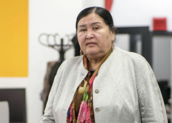 Экс-депутат Гүласал Садырбаева 71 жашында каза болду