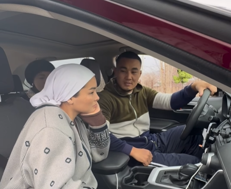 «Зомбулукту токтотуу максатында тартканбыз». Блогер сынга кабылган видео боюнча түшүндүрмө берди