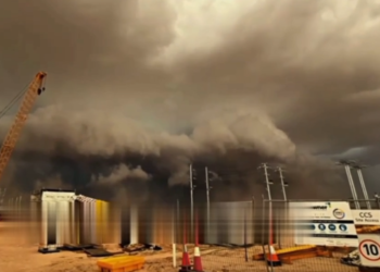 Апокалипсиспи? Түштүк Австралияны кум бороону каптады (видео)