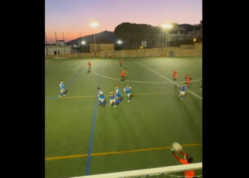 Камчыбек Ташиевдин кызынын топту тээп, гол жараткан видеосу