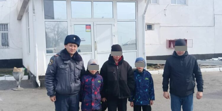 Дайынсыз болуп жаткан 3 бир тууган Ысык-Көлдө табылды