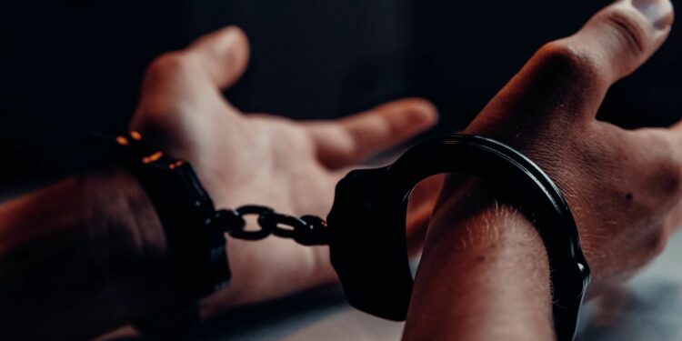 Тажикстанда тыңчылык үчүн соттолгон кыргызстандык. ТИМ маалымат берди