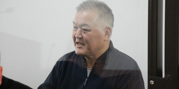 Сот Бектур Асановго Түркияга дарыланууга уруксат берди