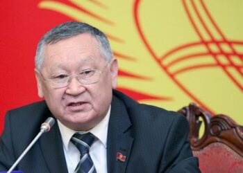 Каныбек Осмоналиев Мамлекеттик тил комиссиясынын төрагасы кызматынан бошотулду