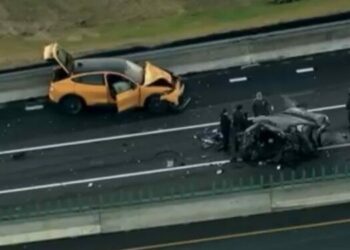 АКШда жол кырсыктан каза болгон 2 кыргыз жигиттин сөөгү мекенге жеткирилди