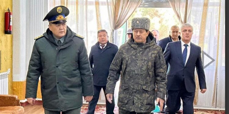 Ташиев менен Ятимов кыргыз-тажик чек арасын делимитациялоо маселесин талкуулашты