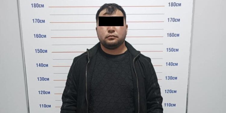 Ысык-Көлдөгү айылдык кеңештин төрагасы Көлбаевдин тобунун мүчөсү делип кармалды