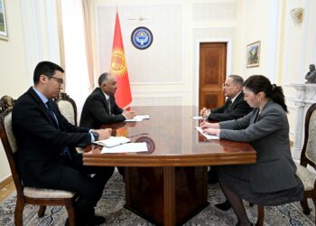 Нурланбек Шакиев Мажарстандын Кыргызстандагы элчисин кабыл алды