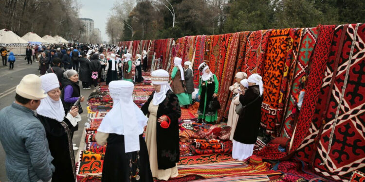 Ошто Нооруз кандай өтүп жатат? (сүрөттөр)