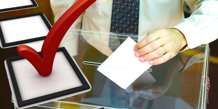 Баткен округу боюнча депутаттыкка 11 адам талапкерлигин көрсөттү