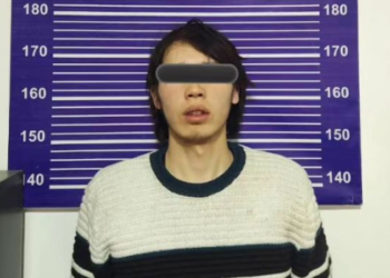 Ошто ууруга кирген жигит үй ээсинин БМВ Х5 тартып алган. Шектүү кармалды