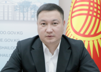 Баткен округу боюнча шайлоо. Бактыяр Калпаев талапкерлигин көрсөттү