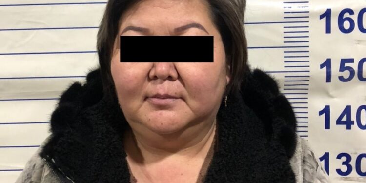 «Акчаны 2 эсе көбөйтүп беребиз» дегендердин Ысык-Көлдөгү өкүлдөрү кармалды