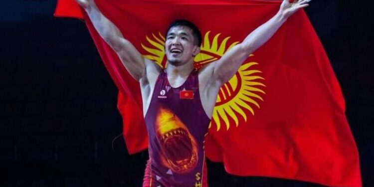 Жоламан Шаршенбеков үчүнчү ирет Азия чемпиону болду