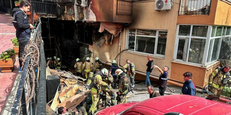 Стамбулдагы өрттөн каза болгондордун жана жабыркагандардын арасында Кыргыз жарандары жок