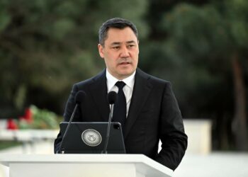 Садыр Жапаров Бишкек шаарынын күнү менен куттуктады