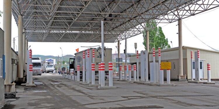 Эртең кыргыз-өзбек чек арасындагы «Ак-Кыя-автожол» өткөрүү жайы 4 саат иштебейт