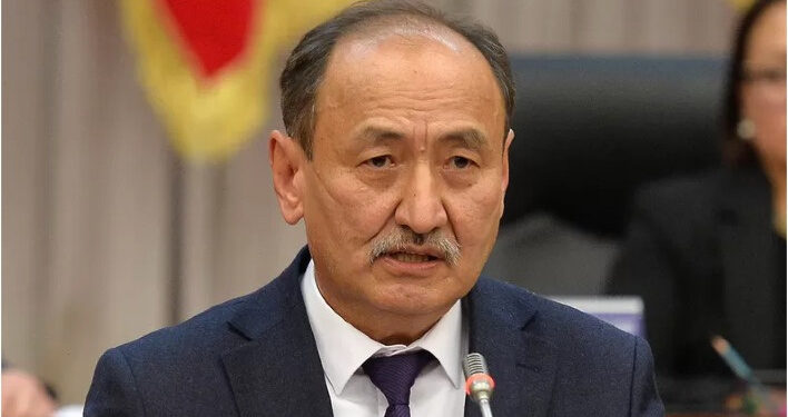 Алымкадыр Бейшеналиев: «Депутаттар Дубайда деген батиримди тапса, аларга белек кылам»