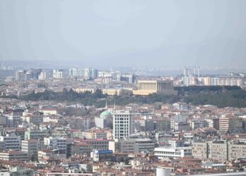 Тажикстандын жарандарына Түркияга визасыз кирүүгө тыюу салынды