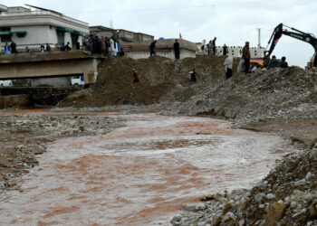 Пакистанда чагылган жана нөшөрлүү жаандын кесепетинен 40тан ашуун адам каза болду