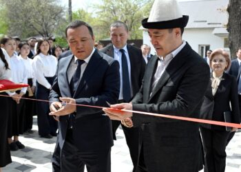 Садыр Жапаров Жалал-Абадда IT-борборун ачты