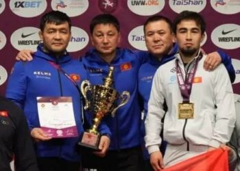 Кыргызстандын эркин күрөш боюнча курама командасы Азия чемпионатында 3-орунду ээледи