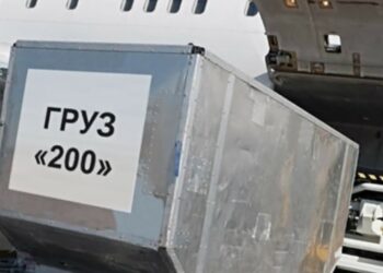 Март айында чет өлкөдө каза болгон 17 жарандын сөөгү мекенине алып келинди