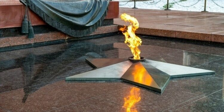 Улуу Ата Мекендик согуштун ардагерлерине 100 миң сомдон берилет