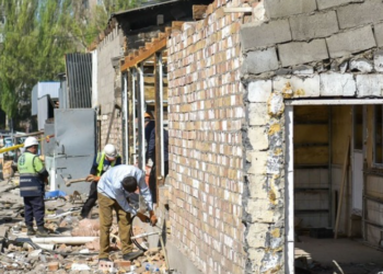 «Мадина» базарындагы тамактануучу жайлардын бузулушу. Жол реконструкцияланат