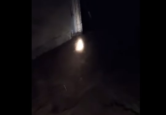 Ноокенде тосмону суу жеп кетип, Эски-Кочкор-Ата айылынын тургундары эвакуацияланды