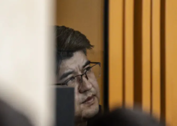 Нукенованын өлүмү. Бишимбаев кеңеш алуу үчүн кайрылган көзү ачык коркутуулар болуп жатканын айтты