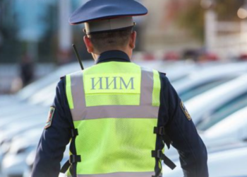 Бишкекте эки милиция кызматкери ИИМдин Ички иликтөө кызматынын кызматкерин сабап салган