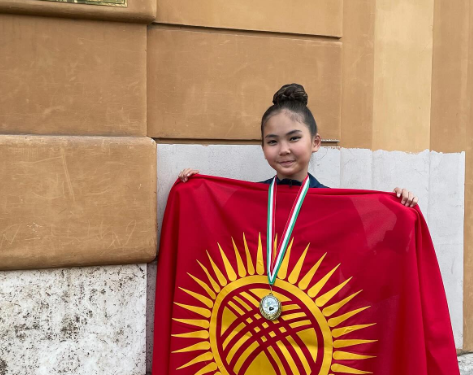 12 жаштагы Кыргыз кызы Италияда эл аралык турнирди жеңди