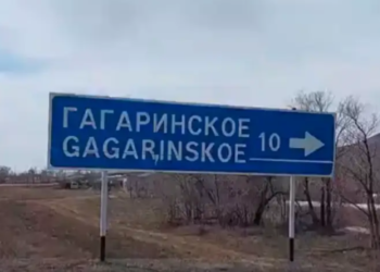 Казакстанда 21 жаштагы келин тамак сураган 2 кызын муунтуп өлтүргөнү маалымдалды