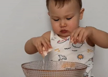 Астаналык 2 жаштагы ашпозчу соцтармакты багындырып жатат