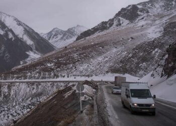 Төө-Ашууда кар жаады