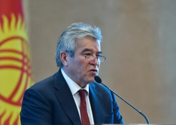 Мамлекеттик катчы: «Белгини жакшыга жоруп, бел байлап, Манасыбызды белестен ылдый түшүрбөйлү»