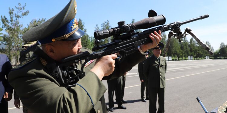 Камчыбек Ташиев «Альфа» атайын багыттагы кызматына барды