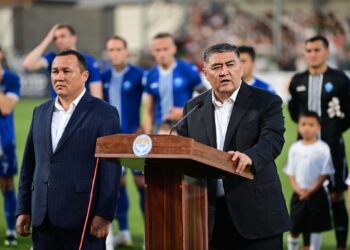 Жалал-Абад шаарындагы жаңыланган “Курманбек” стадиону ачылды