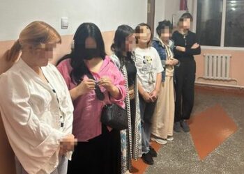 Ош шаарында сойкулукка шектелип 6 кыз милицияга алып келинди