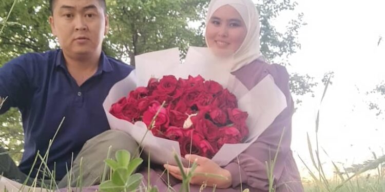 Баткенде милициянын кенже лейтенанты үч эм кыздуу болду