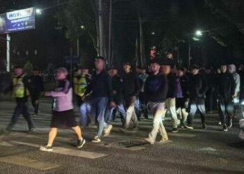 Бишкектеги хостелде чыккан мушташ: 20 милиция кызматкери тартиптик жоопкерчиликке тартылды