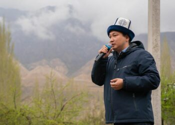 Баткен округу: БШК шайлоонун жыйынтыгын чыгарып, Бактияр Калпаевди депутат деп тааныды