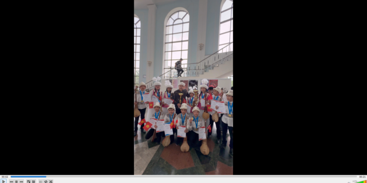 Азиз Батыровдун шакирттери Ташкенттеги сынакта эки баш байгени багындырышты