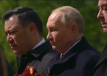 Садыр Жапаров Москвада Жеңиш парадына катышты