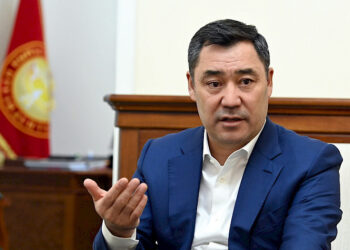 Садыр Жапаров: «Апрелчилер Убактылуу өкмөткө бир топ нааразычылыгын айтышты»