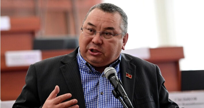 Депутат: «Бишкекте 35, Ош шаары жана облусунда 21, Жалал-Абадда 11, Нарында 1, Чүйдө 5 объект уруксатсыз курулган»