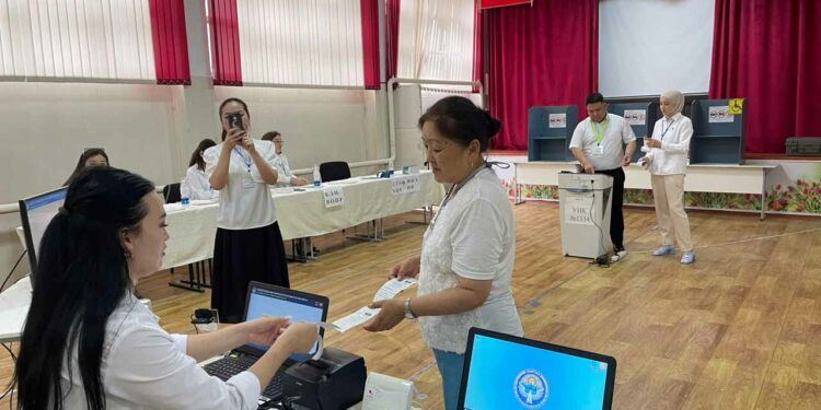 Саат 14:00гө карата 3 округ боюнча 33 миң 232 адам добуш берди