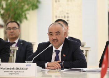 Төрага Нурланбек Шакиев ТүркПАнын Кеңешинин жыйынына катышты